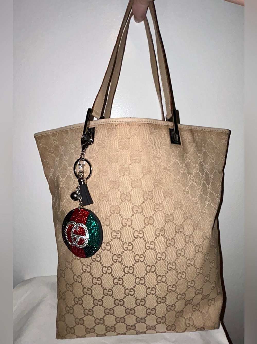 Vintage Gucci GG Canvas Shopper - Tom Ford Era 2000’s. COA included and charm - Picture 3 of 11